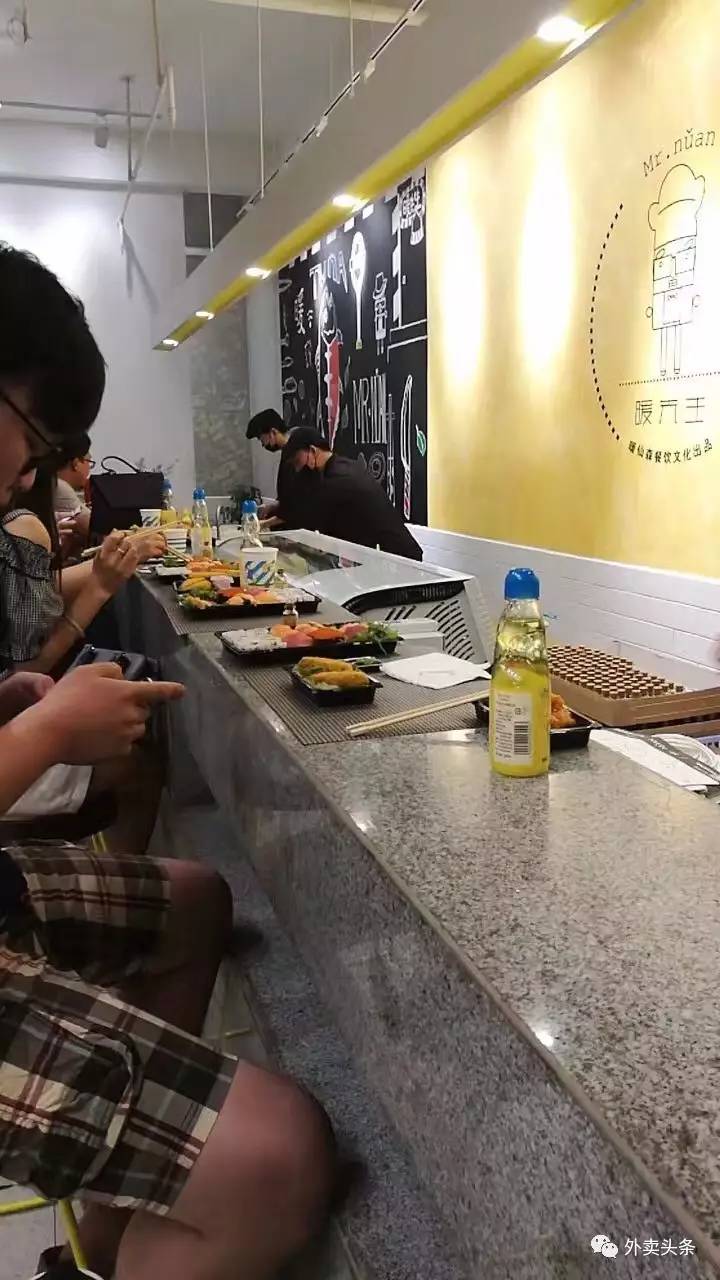 月营业额10万的外卖店赚钱吗,月利润一万的快餐店