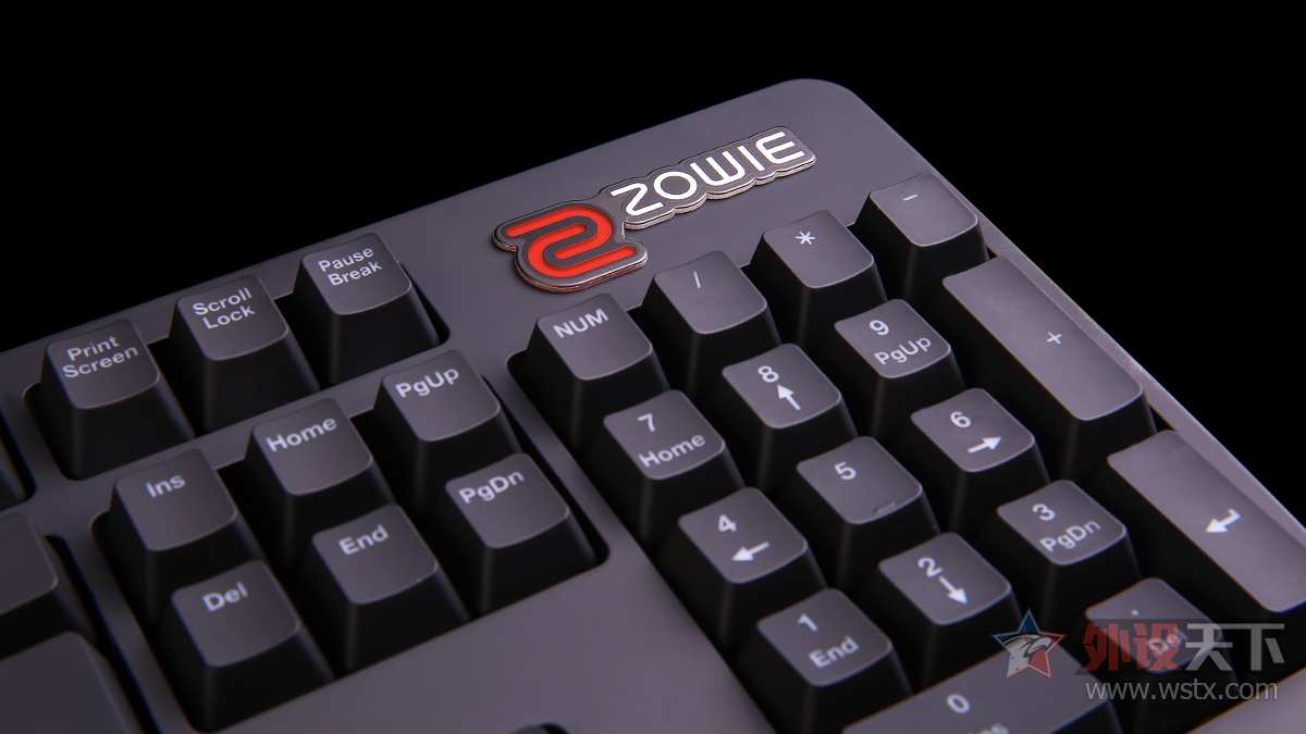 多彩机械键盘评测,雷迦机械键盘评测