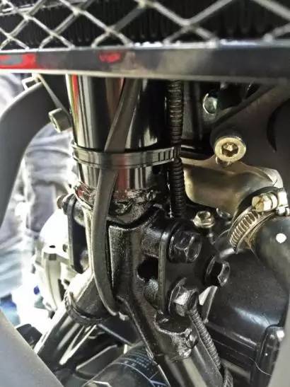 最新豪爵铃木dl250评测视频,18年的豪爵铃木dl250值得买吗