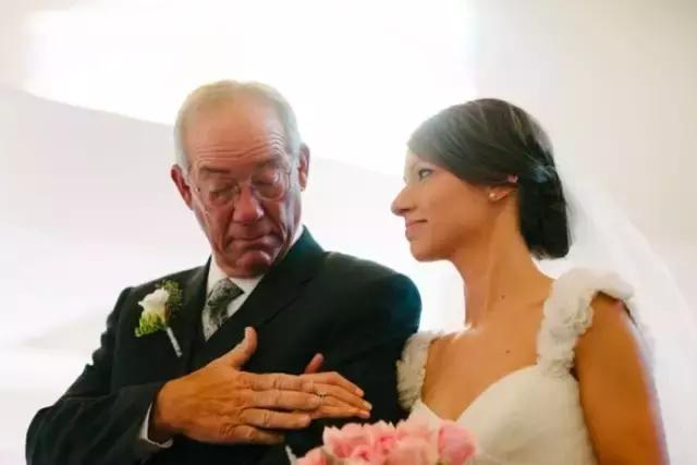 谢谢你双手撑起我们的家完整版,爸爸谢谢你为我做的一切