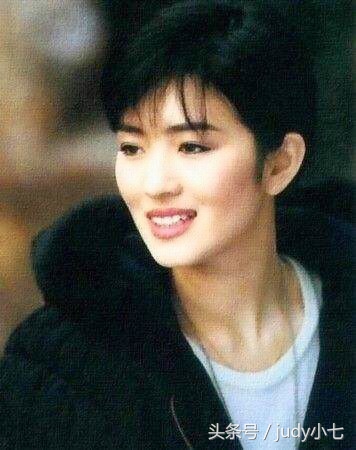 巩俐主演大红灯笼高高挂9集,巩俐大红灯笼高高挂电影