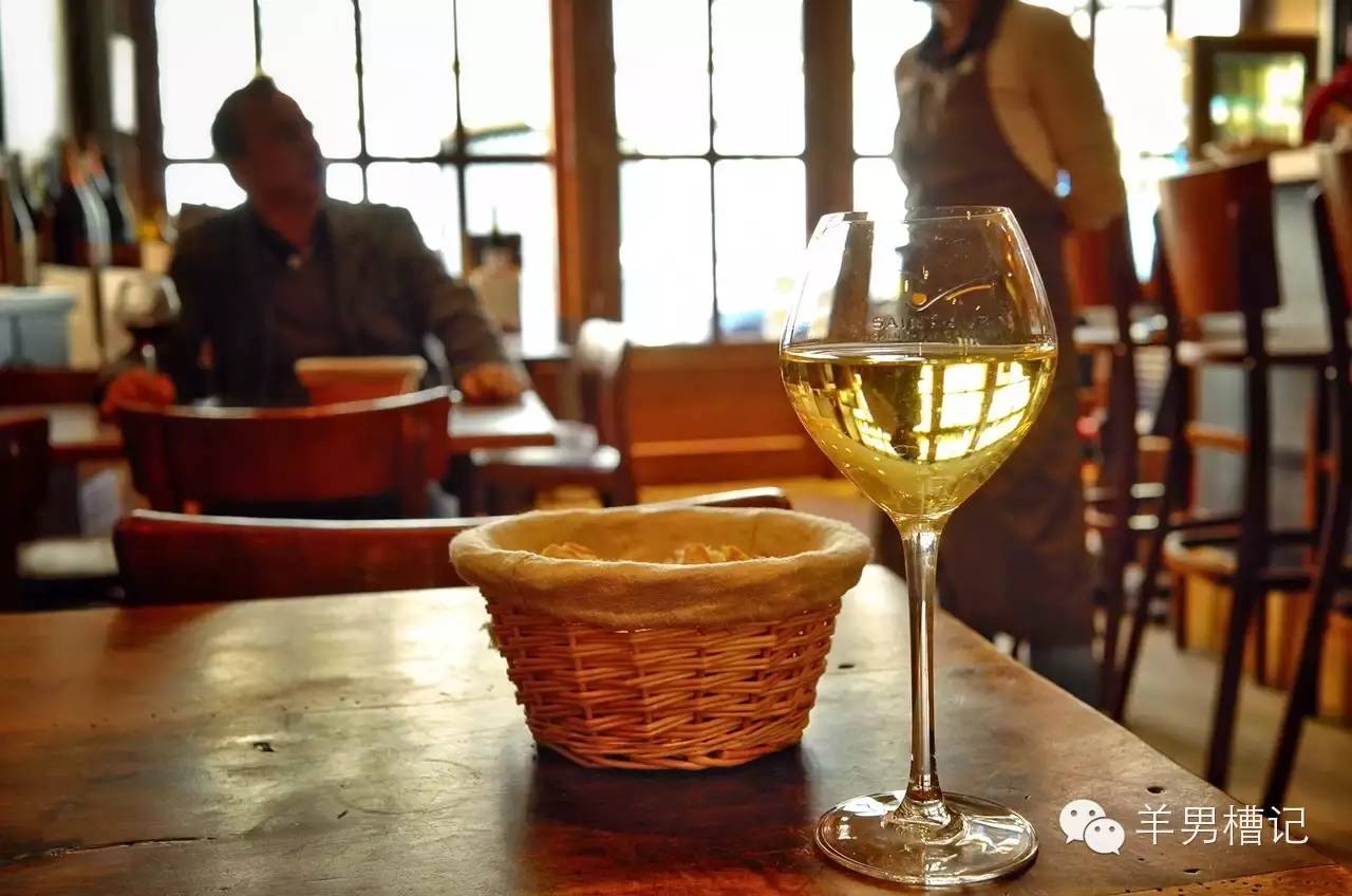 美人鱼里的红酒叫什么名字,美人鱼红酒罗曼尼康帝