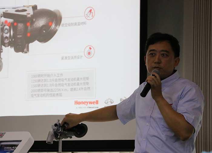 长安欧尚蓝鲸涡轮发动机,长安欧尚x70a涡轮增压