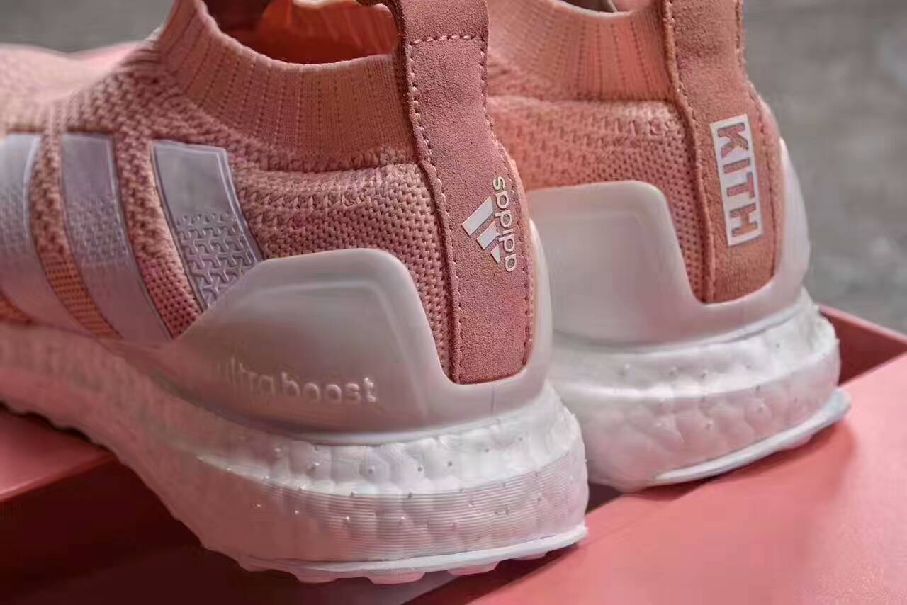 联名鞋adidasboost白红蓝,被疯抢的鞋