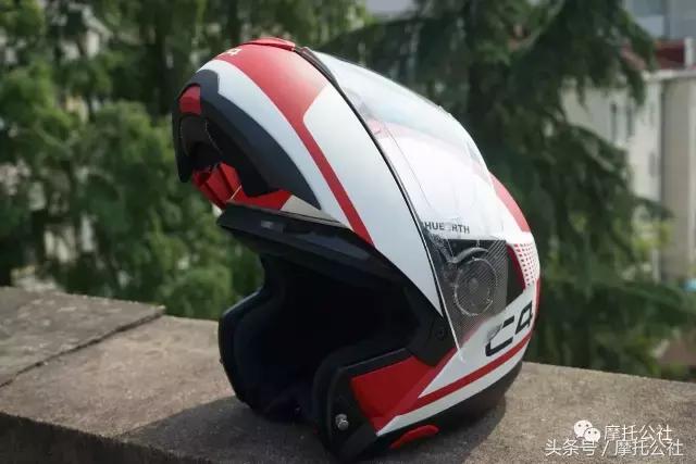 舒伯特揭面盔评测,舒伯特c4pro和agv揭面盔哪个好
