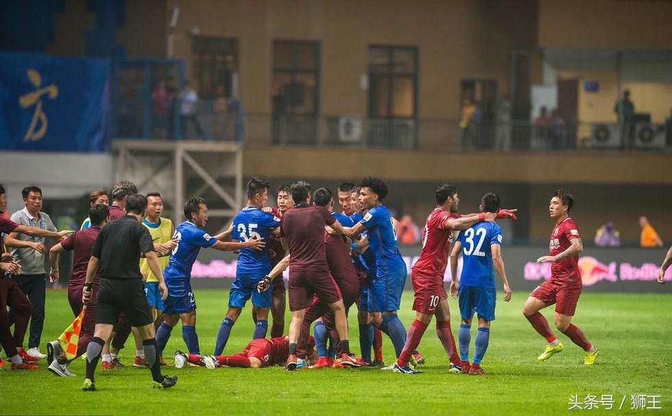 球场暴力带来的危害,球场暴力怎么解决