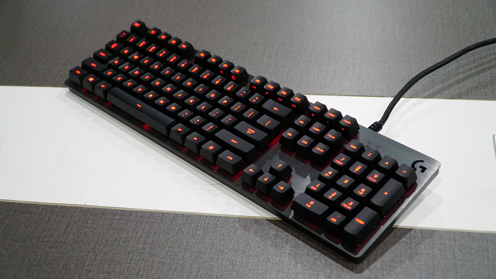 罗技超薄键盘,罗技g413和g610键盘对比