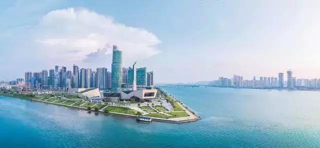 长沙ifs地标打卡地点,长沙湘江边的地标建筑