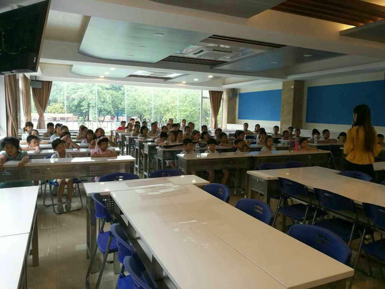 鍝嗗暒a姊︾殑濂囧够涔嬫梾,鍝嗗暒a姊﹀墽鍦虹増濂囧够涔嬫梾