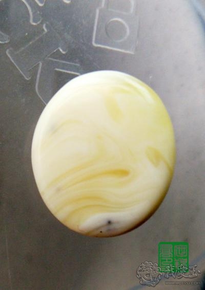 天然蜜蜡和水煮蜜蜡,水煮蜜蜡和烤蜜蜡