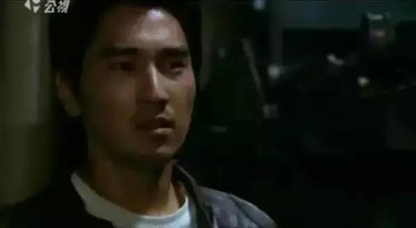 从面瘫视帝到哭戏之王，曾被骂丑八怪的他，不但演技了得，还娶了国民女神！