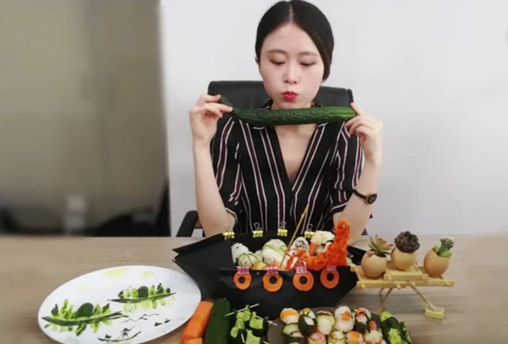 papi酱办公室小野,papi酱和小野