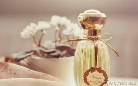 单身多年！老子终于靠这瓶香水把女神追到了手（评论送耳机）