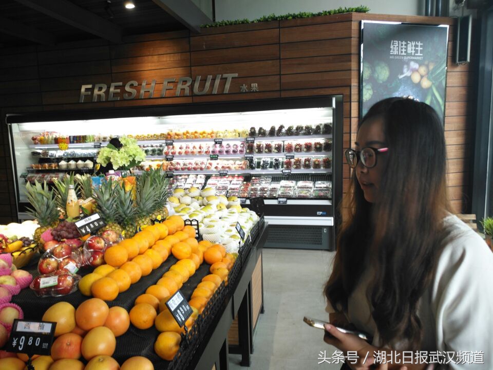 年轻貌美还多金，看“海归”创业者们都在干啥