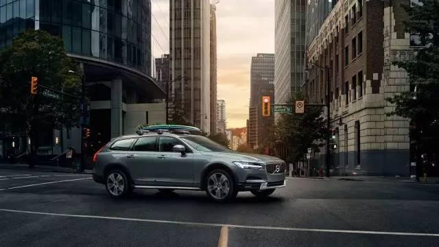 「辣·品牌」24岁少女爱上90岁沃尔沃，你说怎么办