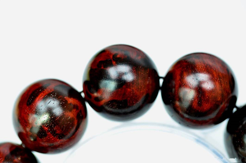 小叶紫檀有裂纹怎么回事,小叶紫檀表面有裂纹是牛毛纹吗