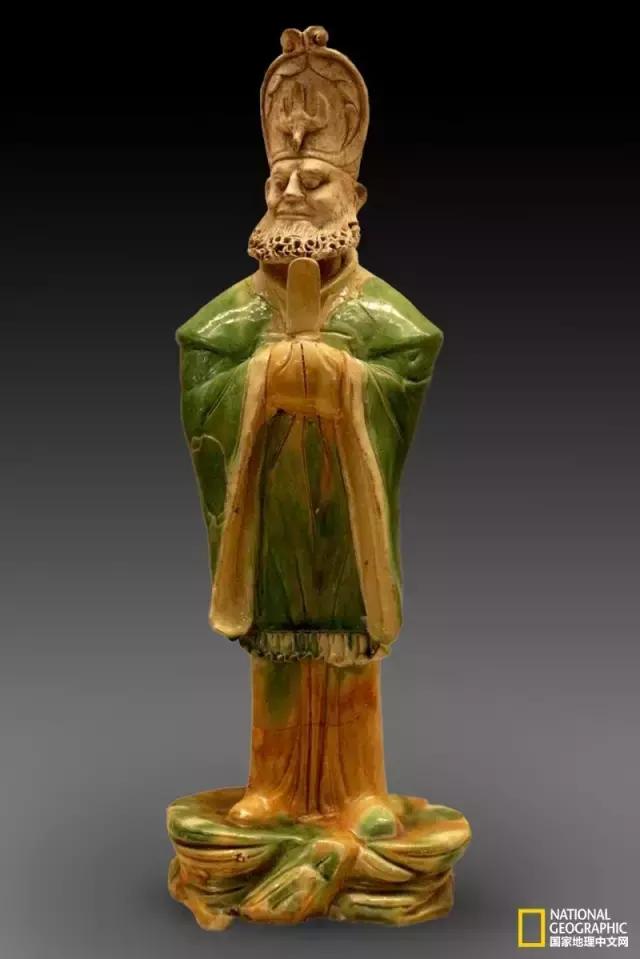 鍙や唬鍞愬畼鏈嶈,鍘嗘湞鍘嗕唬鐢峰瓙鏈嶉グ灞曠ず