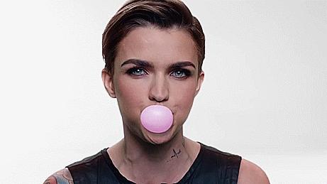 寸头是检验女生颜值的唯一标准,剃寸头的女生到底有多帅