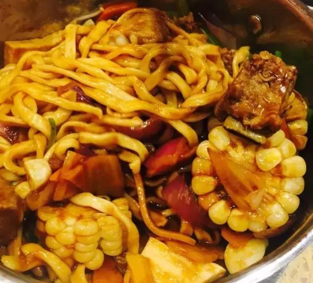 不管你愿不愿意，这10家焖锅都铺面而来了！