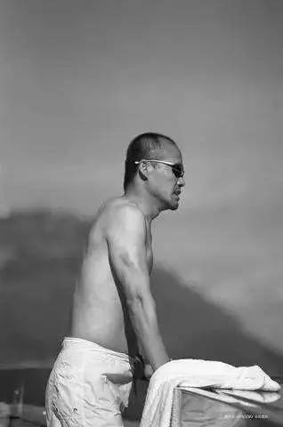 王石退休工资,王石退休了还能拿万科的工资吗