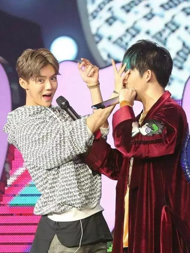 为什么现在娱乐圈都是小鲜肉,娱乐圈小鲜肉实际是什么样的