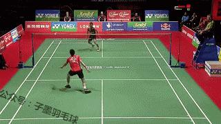 羽毛球单打前场球的打法和技巧,羽毛球单打发后场球的方法