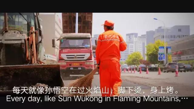 普通却又不平凡的医务工作者,平凡的岗位不平凡的坚守环卫工人