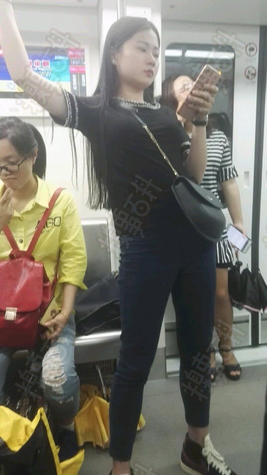 结婚戴假发笑话段子,笑话老婆幽默段子