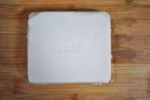 美味可口的皮蛋豆腐凉拌小贴士,又到夏天了各种小吃