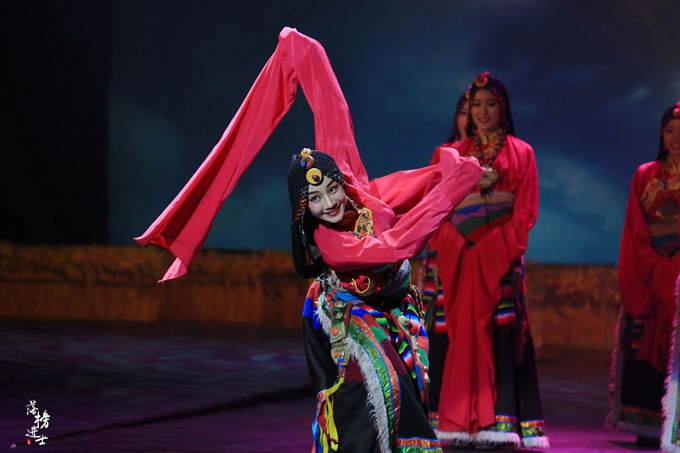 这一场演出带你走进神秘的藏地,探寻悠久的文明!