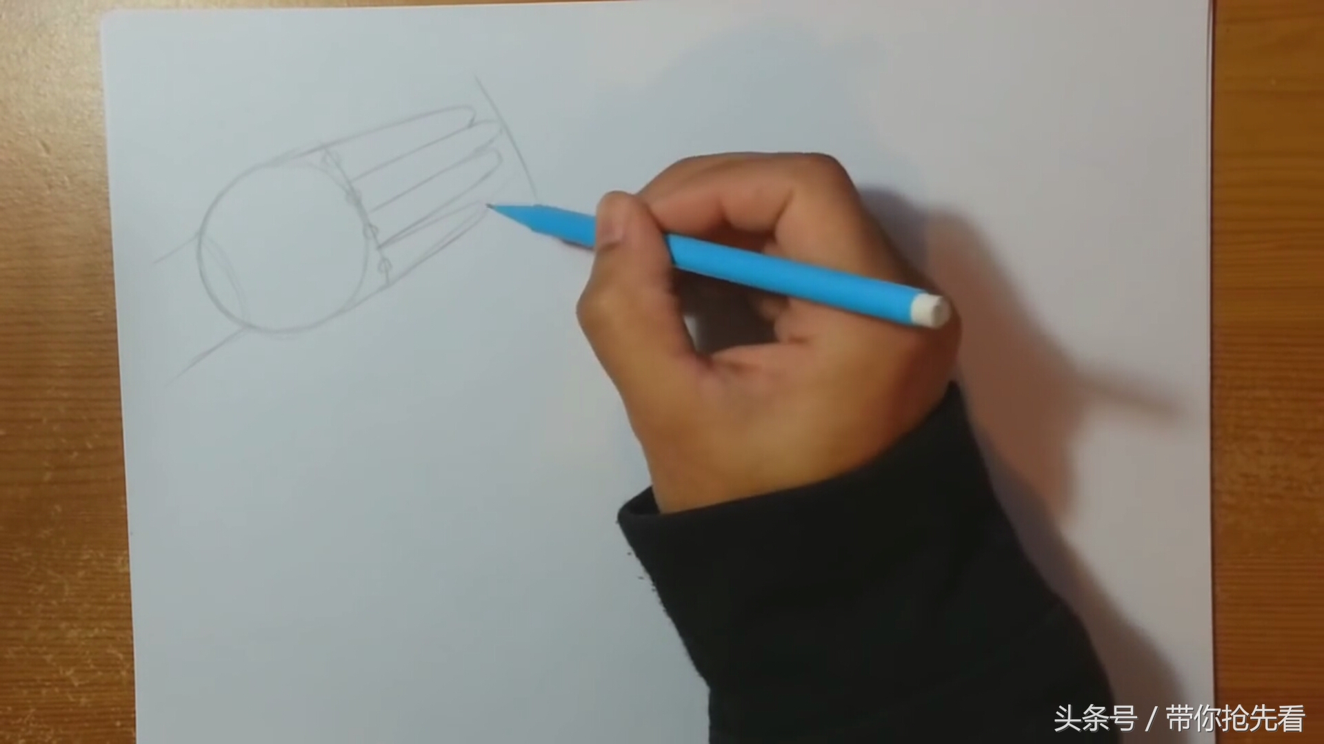 动漫人物手的画法教程图文,动漫人物绘画手势教程