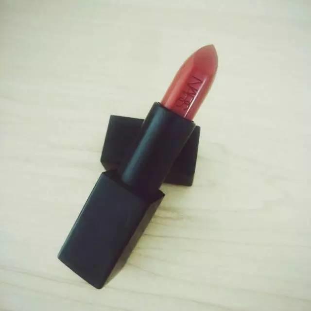 每个女生都想要的化妆品全套,每个女人都想要的口红