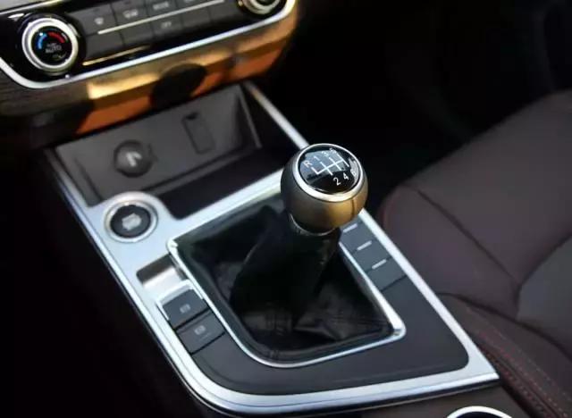 景逸x5和哈弗h6哪个好,东风景逸x5与h6