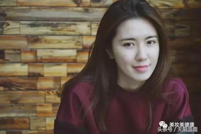 阿玛尼和沁水粉底液哪个好用,阿玛尼气垫和粉底液哪个好用