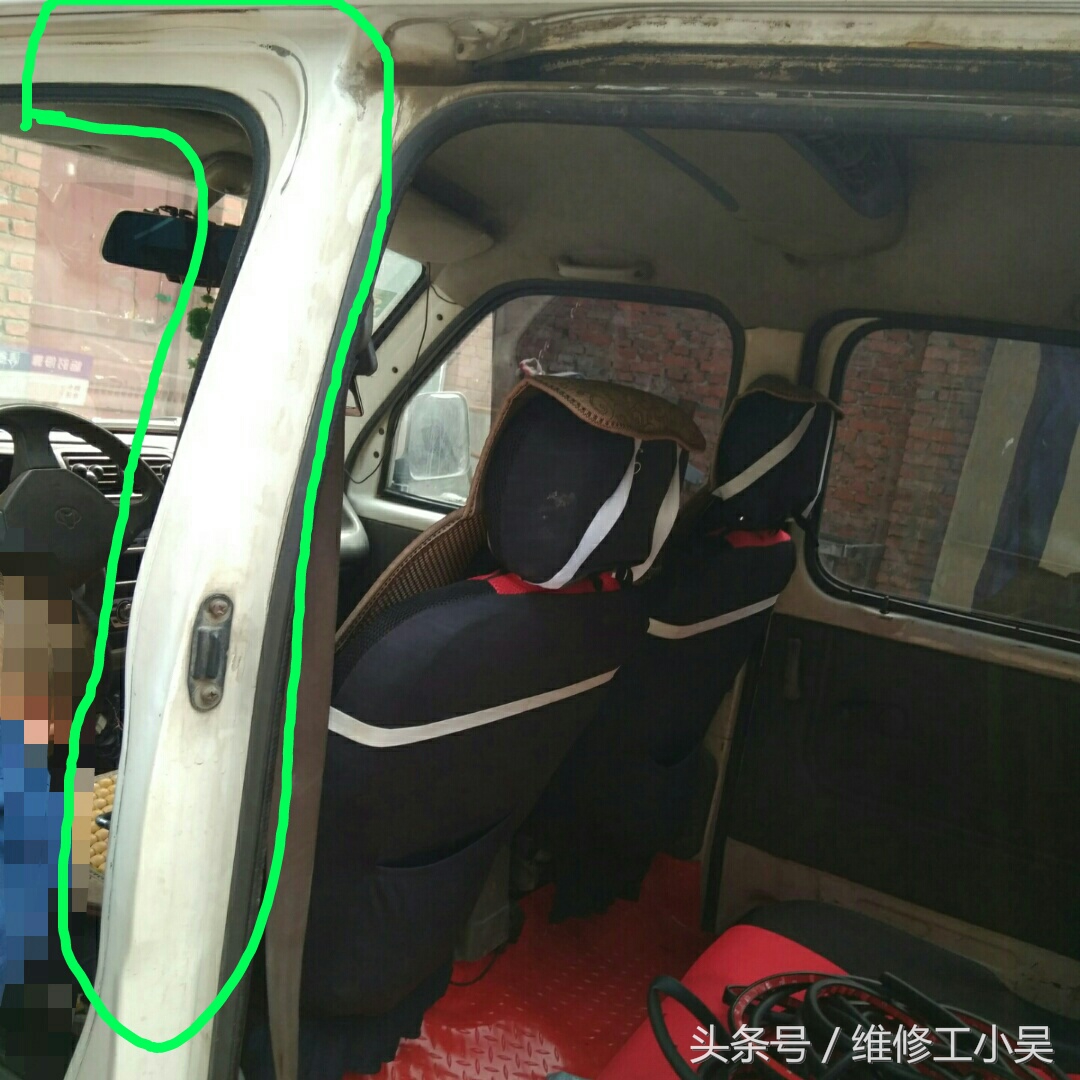 汽车门下边下雨漏水,汽车下雨车门进水原因