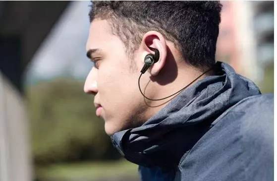 怎样减轻耳机的听诊器效应,怎么解决有线耳机听诊器效应