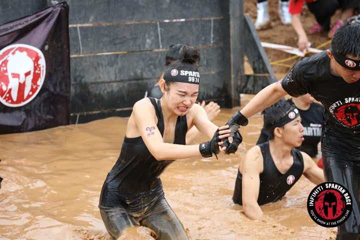 翻滚吧，青春—斯巴达痴肉记RollRollRoll