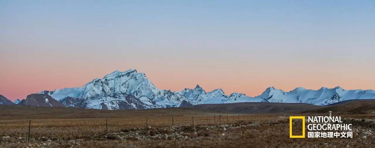 一次惊险的冒险之旅南极冰川,神奇的南极冰川探险之旅感受
