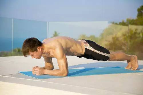 平板支撑能练腹肌马甲线么,做多久平板支撑能练腹肌