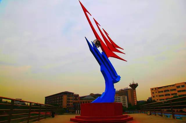 小编带你畅游军校｜第五站：*警武**警官学院（和我一起“士兵突击”吧）