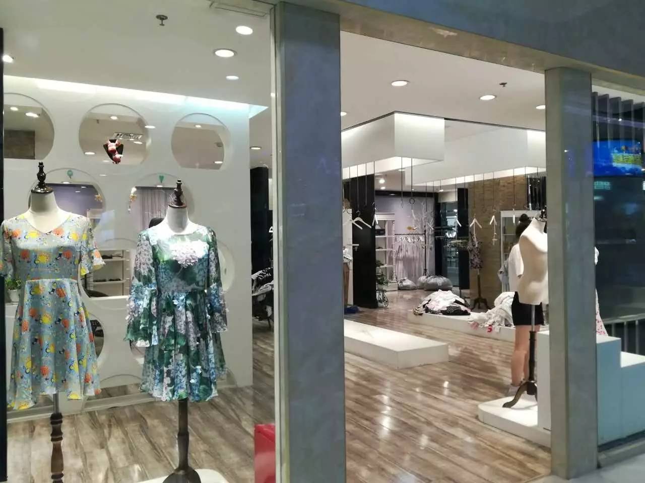 瀚海北金商场现状,瀚海北金现在关门没