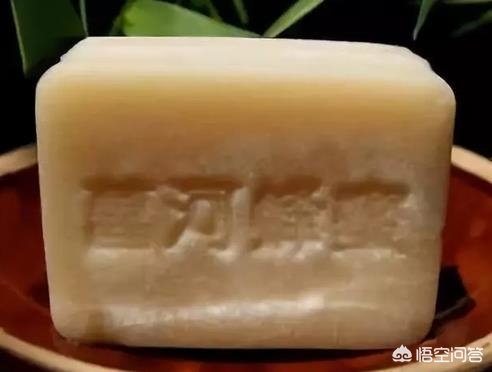 蜂蜜硬了是真的还是假的,蜂蜜是硬的怎么回事