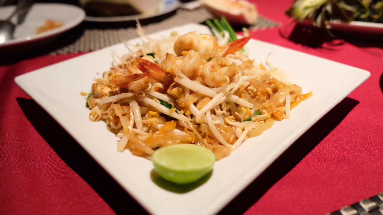 如何花5000元在普吉岛像王思聪一样的装X？