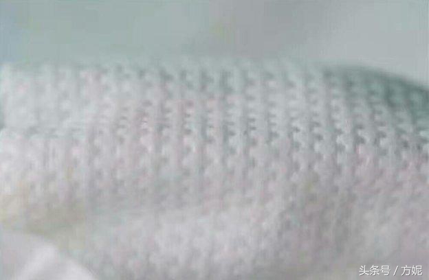 纸尿裤总是漏粑粑解决方法,纸尿裤怎么老是漏