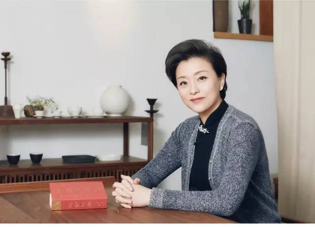 LifeAsBarbie|杨澜我们可以成为更优秀的人