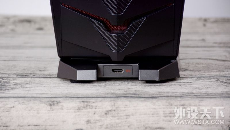 这才是游戏手机该有什么样的样子,微星宙斯盾钛3主机