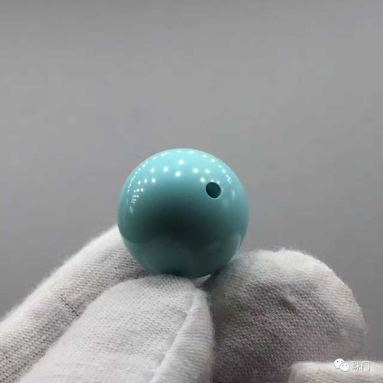 新买的绿松石没有光泽,刚买回来的绿松石要泡油吗