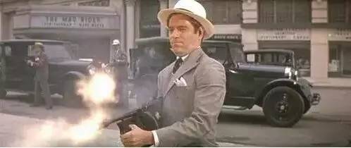 美国“暗影”：情人节*杀屠**、方块A死亡预告、《教父》背后的“教父”