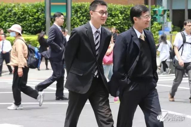 岛内青年掀起“到大陆去”热潮福建台企1800个岗位招手起薪5000人民币哦