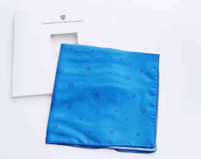 这家钟表俱乐部的地址让我们肃然起敬